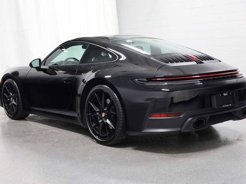 Certified 2025 Porsche 911 Carrera image 3