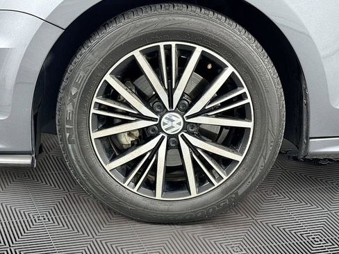 Used 2018 Volkswagen Jetta Wolfsburg Edition image 32