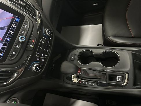 Used 2023 Chevrolet Equinox RS w/ RS Leather Package image 13