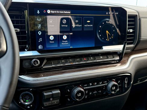 Certified 2026 Chevrolet Silverado 1500 LT AWD/4WD image 19