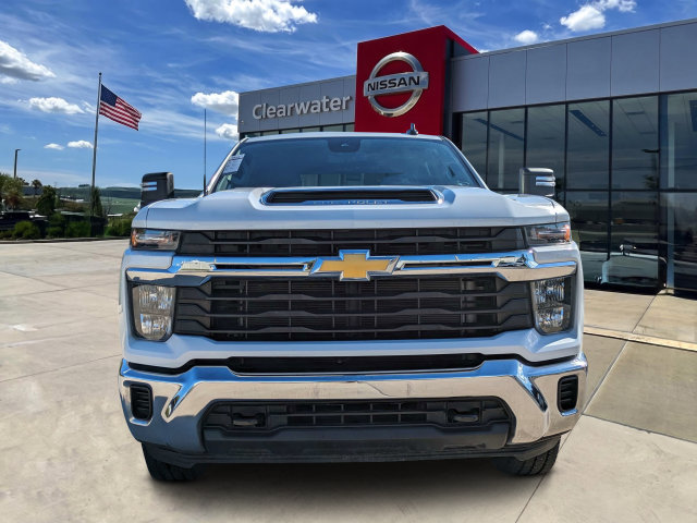Used 2026 Chevrolet Silverado 2500 LT AWD/4WD image 2