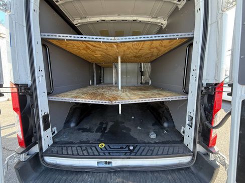 Used 2019 Ford Transit 250 148 Medium Roof image 7