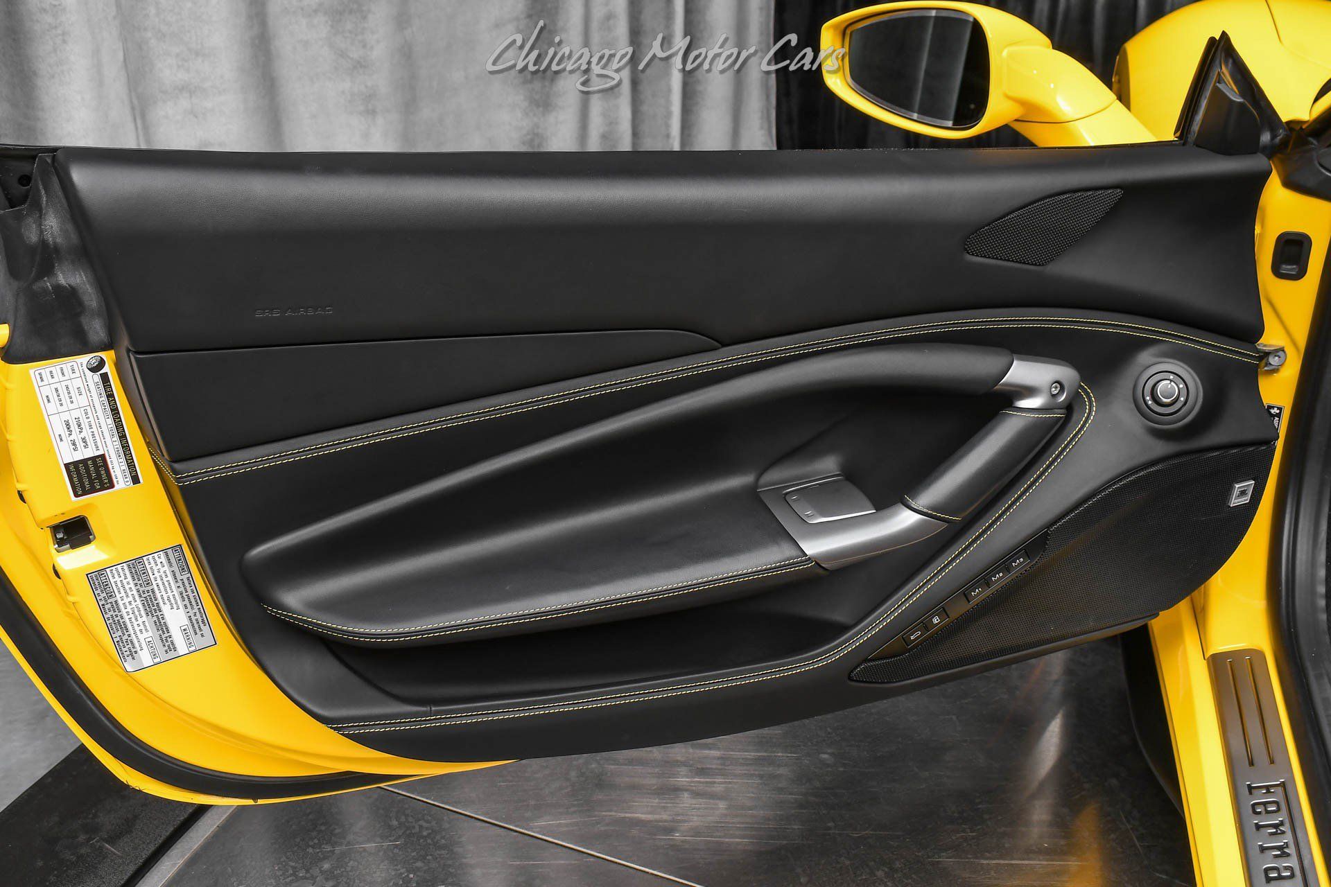 Used 2023 Ferrari F8 Tributo RWD image 29