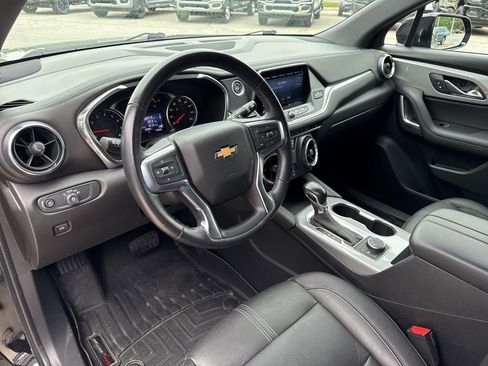 Used 2020 Chevrolet Blazer LT AWD/4WD image 2