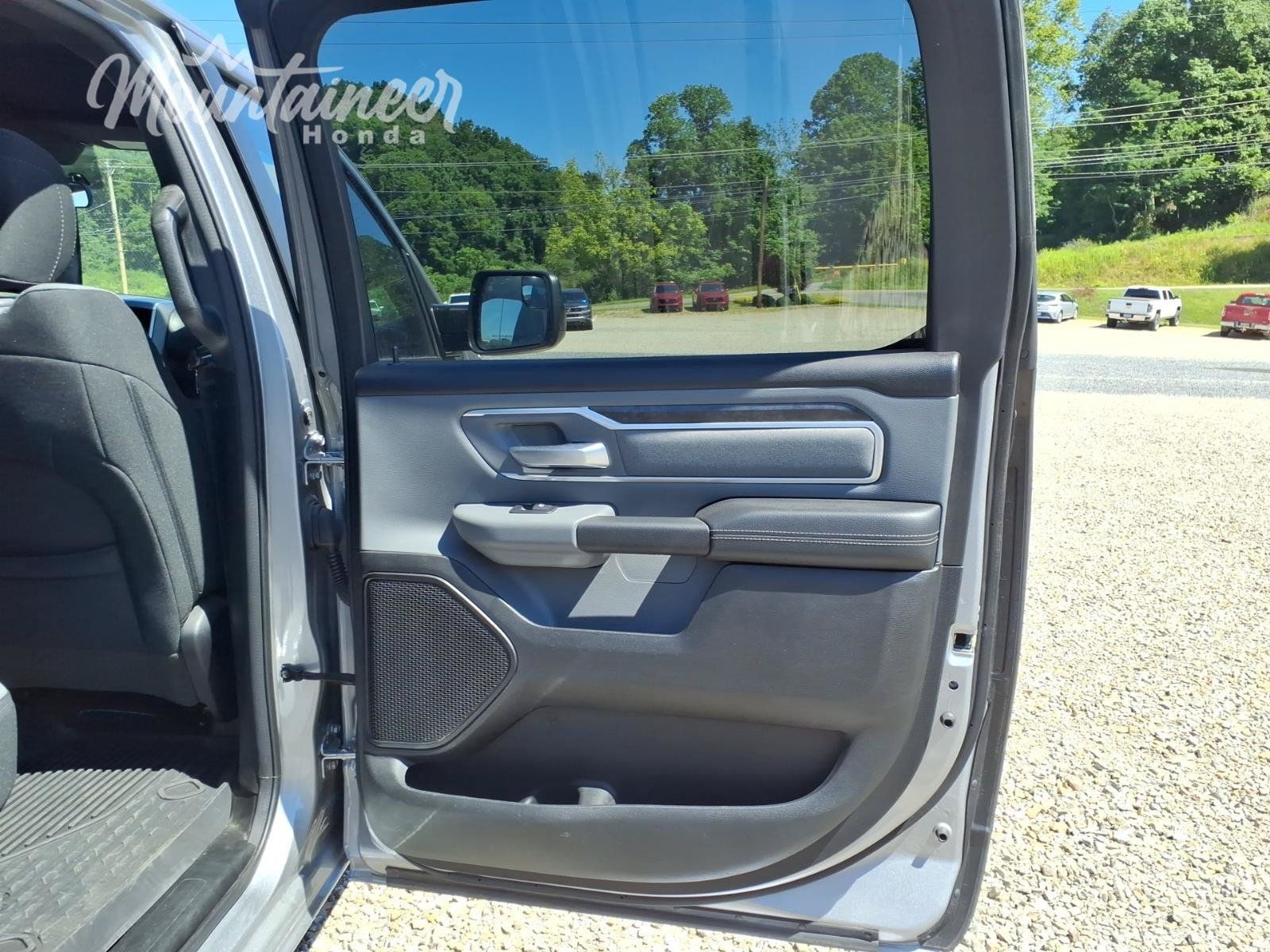 Used 2023 RAM 1500 Big Horn AWD/4WD image 19