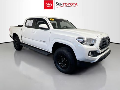 Used 2022 Toyota Tacoma SR5 RWD image 1