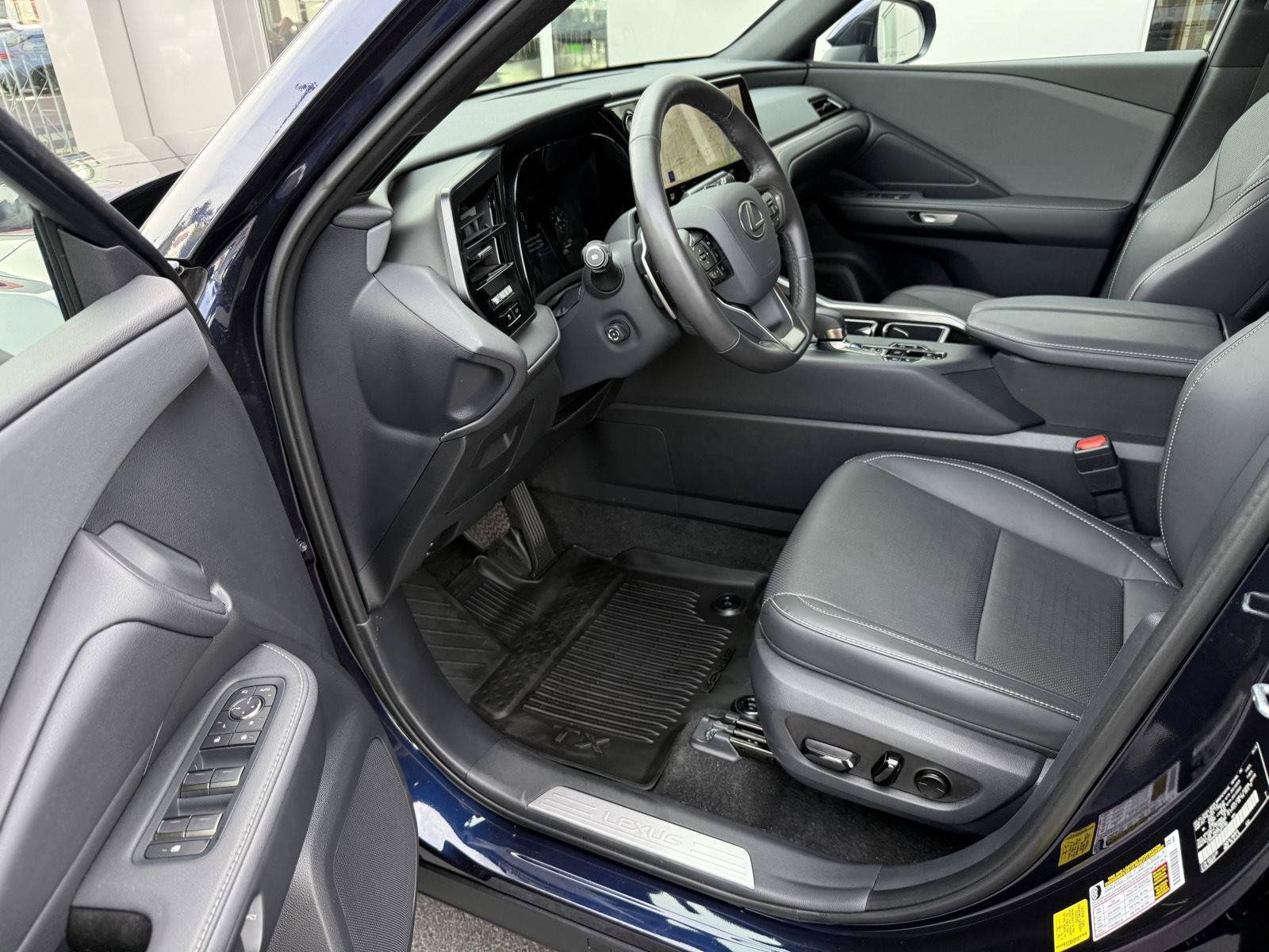 Used 2026 Lexus TX 350 AWD w/ Convenience Package image 10
