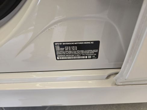 Used 2025 BMW 330i Sedan image 39