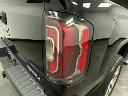 Used 2017 GMC Sierra 1500 Denali image 14
