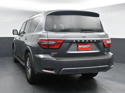 Used 2024 Nissan Armada SL w/ Captain's Chairs Package AWD/4WD image 6