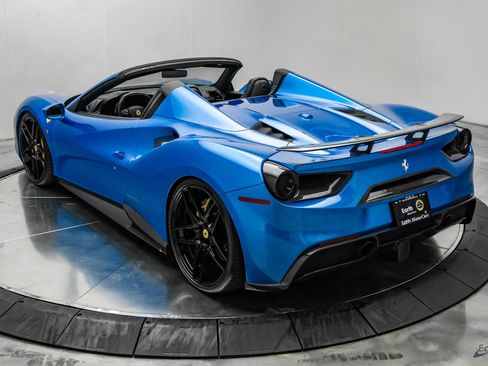 Used 2017 Ferrari 488 Spider RWD image 15
