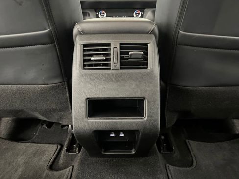 Used 2025 Mitsubishi Outlander SE AWD/4WD image 23