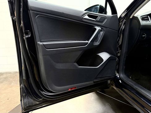 Used 2020 Volkswagen Tiguan S AWD/4WD image 11