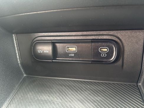 Used 2025 Kia Sportage LX AWD/4WD image 23