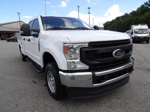 Used 2022 Ford F250 XL w/ Power Equipment Group AWD/4WD image 11