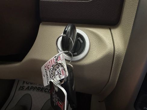 Used 2017 RAM 1500 Big Horn AWD/4WD image 27