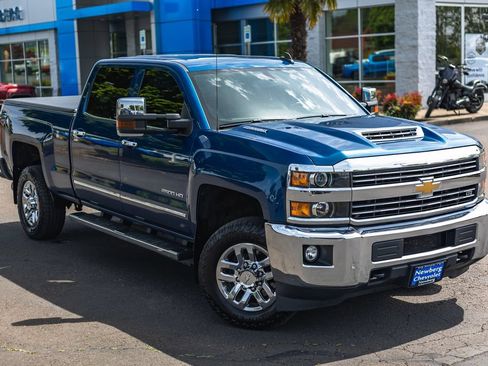 Used 2019 Chevrolet Silverado 2500 LTZ w/ Duramax Plus Package AWD/4WD image 2