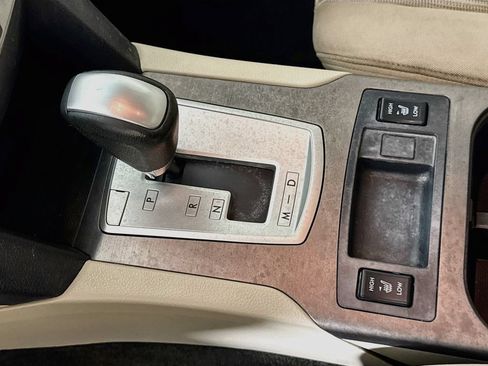 Used 2014 Subaru Legacy 2.5i Premium AWD/4WD image 18