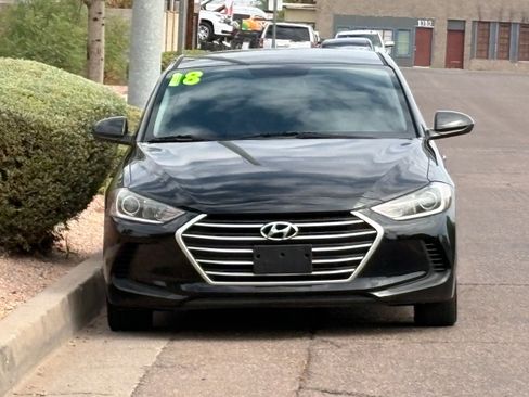 Used 2018 Hyundai Elantra SEL FWD image 2