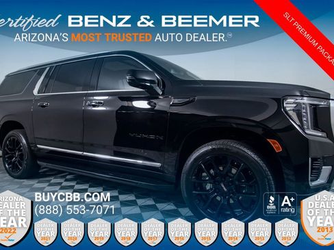 Used 2023 GMC Yukon XL SLT w/ SLT Premium Package image 1