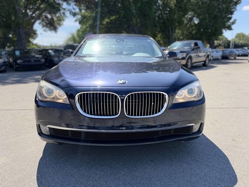 Used 2010 BMW 750Li xDrive AWD/4WD image 2