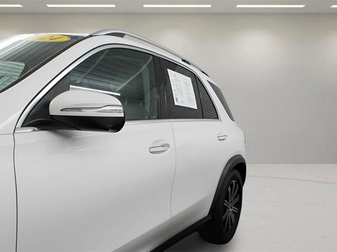 Used 2024 Mercedes-Benz GLE 350 4MATIC image 31