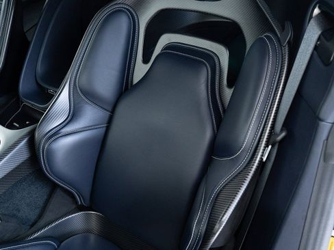 Used 2020 Aston Martin DBS Zagato image 18