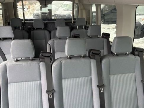 Used 2019 Ford Transit 350 XLT image 18
