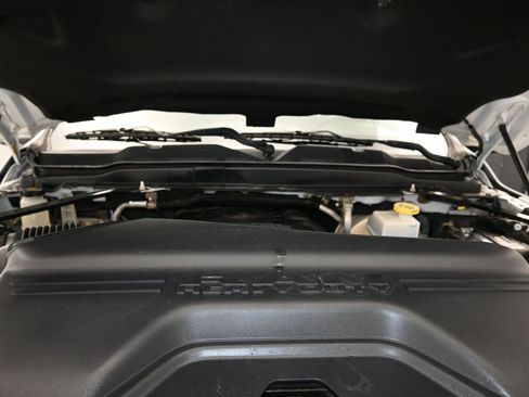 Used 2021 RAM 2500 Tradesman w/ Chrome Appearance Group image 26