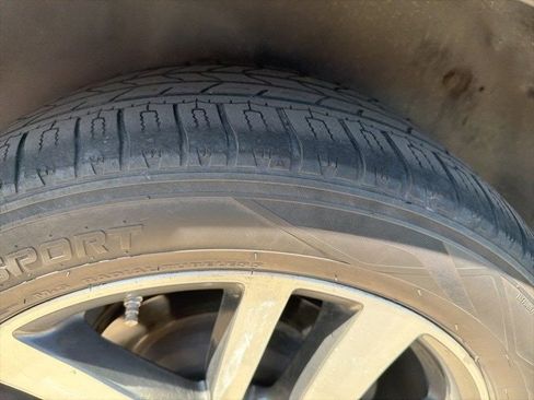 Used 2016 Honda Pilot Elite image 9