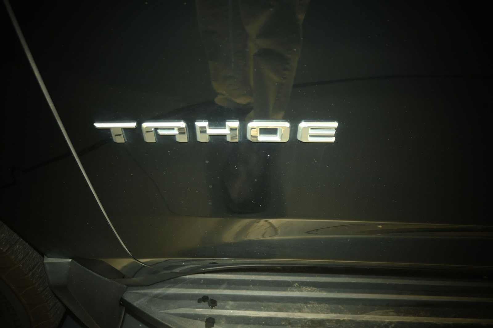 Used 2021 Chevrolet Tahoe LT w/ LT Signature Package AWD/4WD image 5