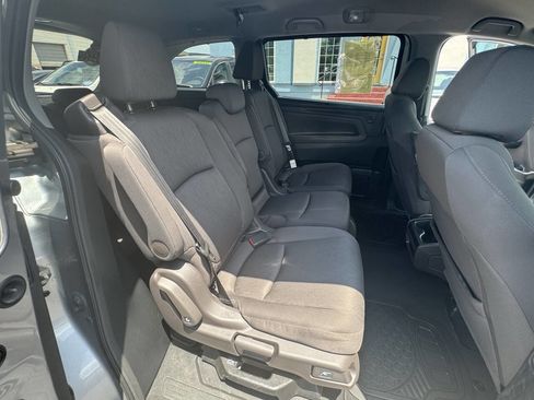 Used 2020 Honda Odyssey EX image 16