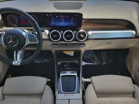 Certified 2026 Mercedes-Benz GLB 250 image 17