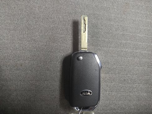 Used 2021 Kia Soul S FWD image 32