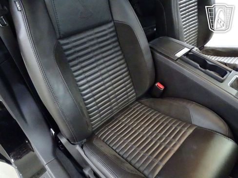 Used 2010 Ford Mustang Shelby GT500 image 13