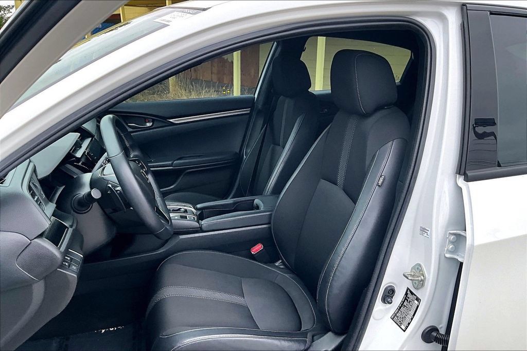 Used 2021 Honda Civic Sport image 9