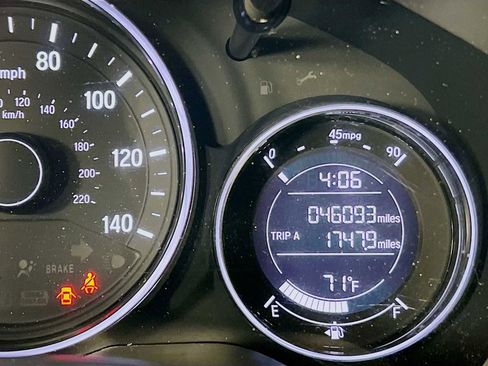 Used 2022 Honda HR-V Sport image 12