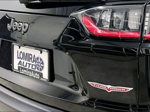 Used 2022 Jeep Cherokee Trailhawk w/ Sun & Sound Group image 25