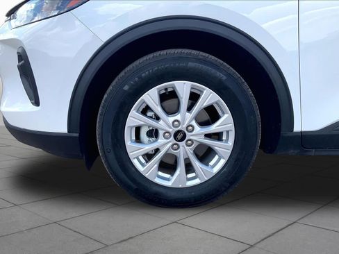 Used 2025 Ford Escape Active FWD image 11