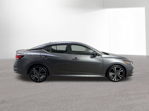 Used 2023 Nissan Sentra SR w/ SR Premium Package FWD image 36