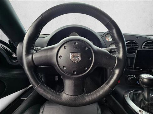 Used 2004 Dodge Viper SRT-10 image 10