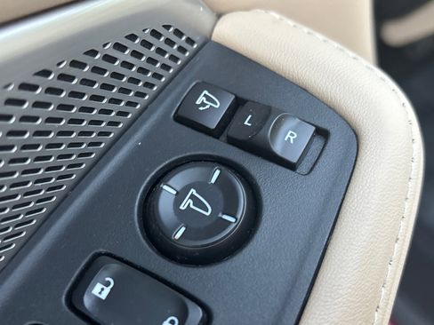 Used 2024 Acura MDX SH-AWD w/ Technology Package image 51