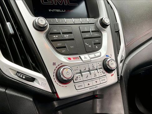 Used 2015 GMC Terrain Denali image 31