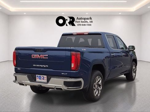 Used 2023 GMC Sierra 1500 SLT w/ SLT Premium Package AWD/4WD image 5