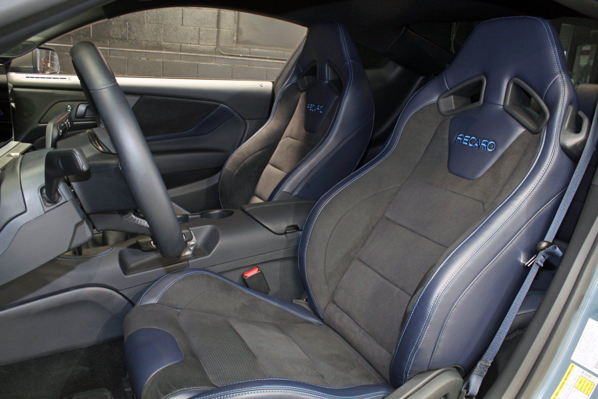 Used 2025 Ford Mustang Dark Horse RWD image 48