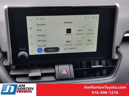 Used 2024 Toyota RAV4 XLE image 19