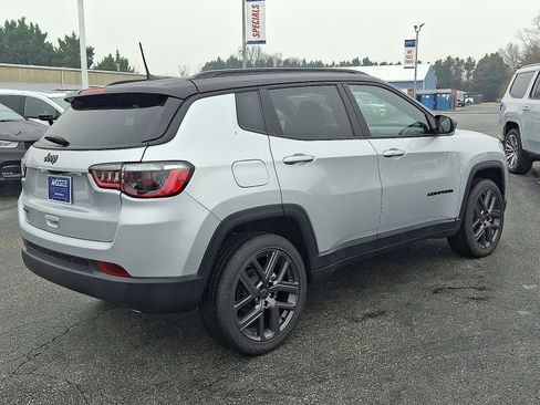 New 2026 Jeep Compass Limited image 6