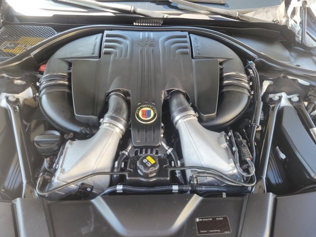 Used 2017 BMW ALPINA B7 xDrive AWD/4WD image 8