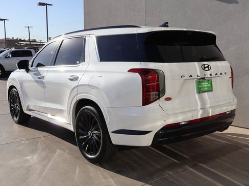 Used 2024 Hyundai Palisade Calligraphy AWD/4WD image 3