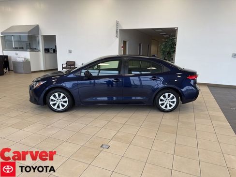 Used 2023 Toyota Corolla LE image 1